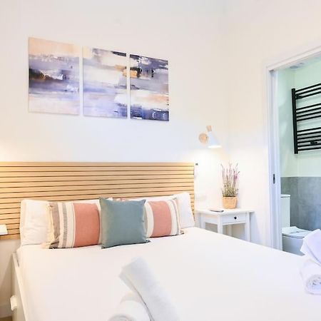 For You Rentals Comodo Apartamento De Un Dormitorio Gan5D Madrid Buitenkant foto